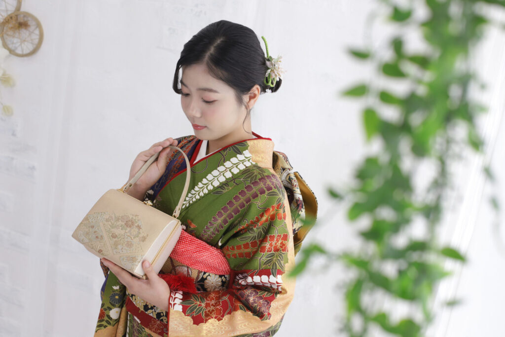 広陵町・香芝市・上牧町の成人式_フォトスタジオワタナベ(渡辺写真館)真美ヶ丘店_振袖_スタジオ撮影_前撮り・後撮り_写真
